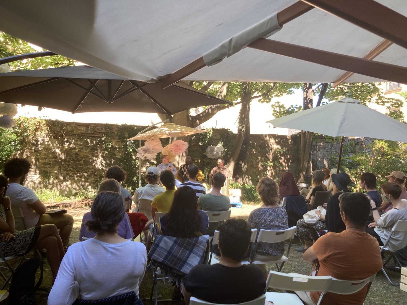 audience during book fringe